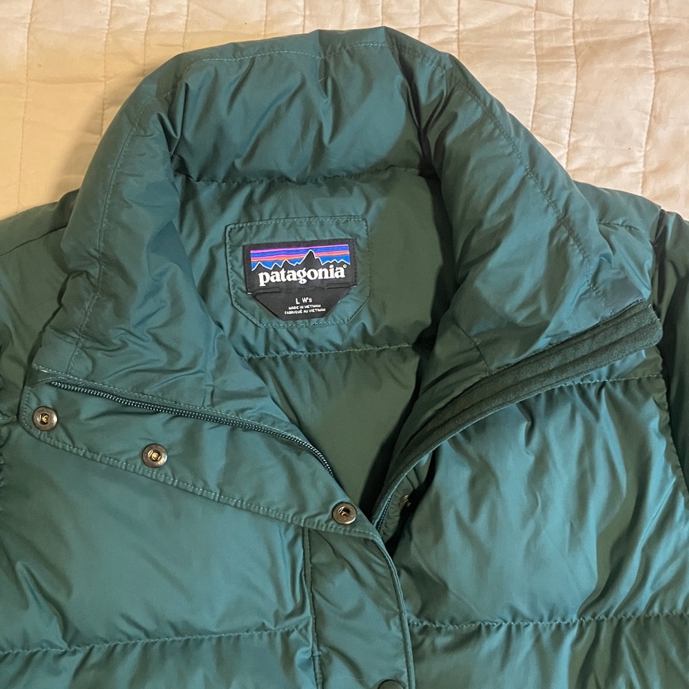 Patagonia Silent Down Jacket - Picture 7 of 8